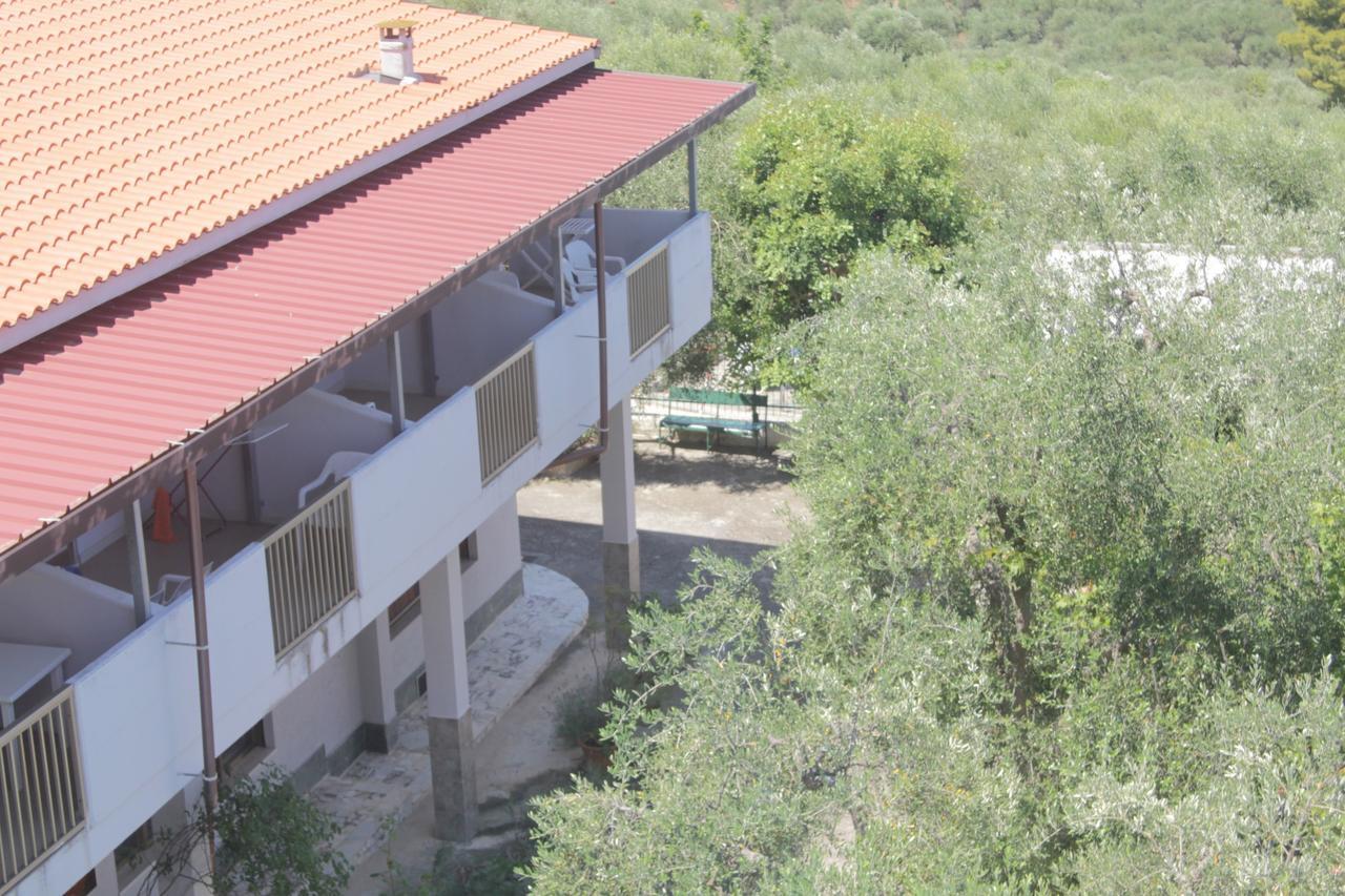 Albergo 2 Pini Роди-Гарганико Экстерьер фото